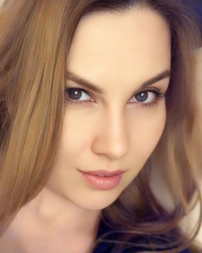 irina-rau-website-portrait-kontakt-2